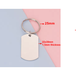 Llavero metálico curvado